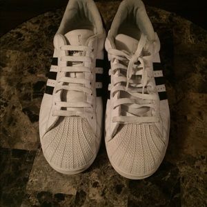 Adidas superstar